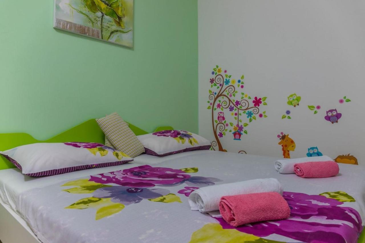 Apartamento Michelle Crikvenica Exterior foto